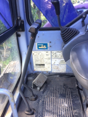 รถแบคโฮ KOMATSU PC 75 UU-3 ชั่วโมงการทำงาน 08967 เลขตัวรถ 15617 รถแบคโฮ KOMATSU PC 75 UU-3 ชั่วโมงการทำงาน 08967 เลขตัวรถ 15617