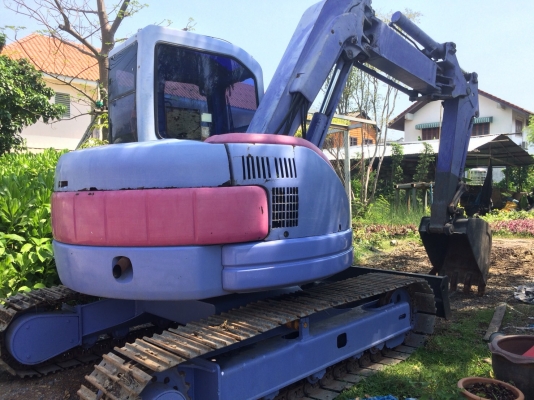 รถแบคโฮ KOMATSU PC 75 UU-3 ชั่วโมงการทำงาน 08967 เลขตัวรถ 15617