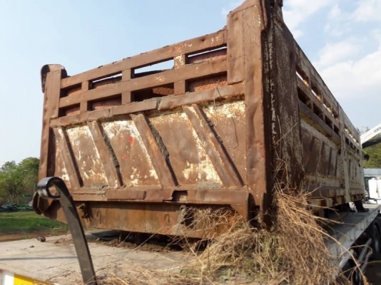 ขายกระบะดั้ม ถอดออกจากสิบล้อ ครบชุดพร้อมกระบอกดั้ม มีหลายตัวขาย