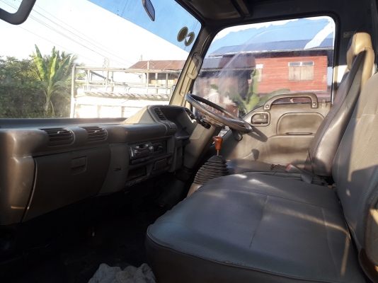 รถบรรทุกหกล้อ ISUZU NKR 110 ปี 44 รถห้างแท้ แอร์เย็น