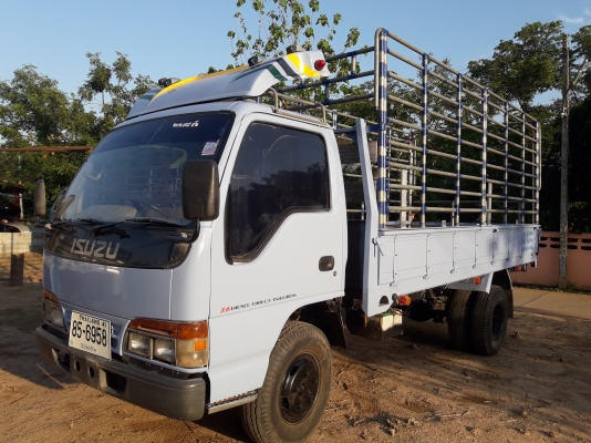รถบรรทุกหกล้อ ISUZU NKR 110 ปี 44 รถห้างแท้ แอร์เย็น