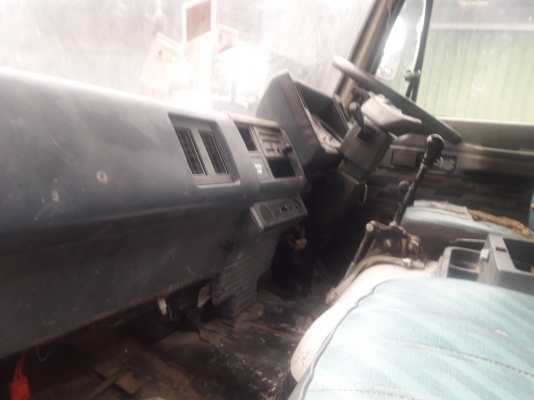 ขาย6ล้อตั้มisuzu 175