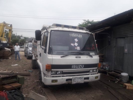 ขาย6ล้อตั้มisuzu 175