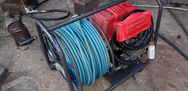 ปั้มฉีดยาเครื่อง 4 จังหวะพร้อมสาย