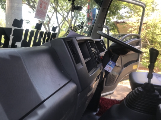 ขายรถพ่วงดั้ม360 ปี57DT วิ่งน้อย95000โล ใส่ของได้30.9ตัน