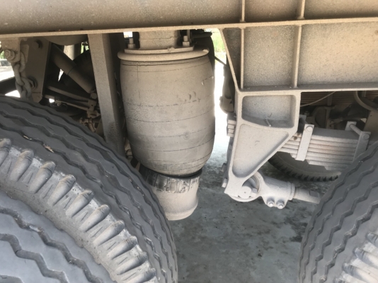 ขายรถพ่วงดั้ม360 ปี57DT วิ่งน้อย95000โล ใส่ของได้30.9ตัน