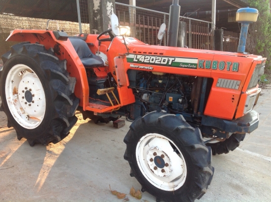 ขาย L4202DT 4WD (TURBO) ยางใหม่4เส้น พร้อมผาน6 เครื่องแน่น