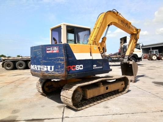 ขายรถแบคโฮ PC60-6Z นำเข้าจากญี่ปุ่นยังไม่ผ่านการใช้งานในไทยค่ะ