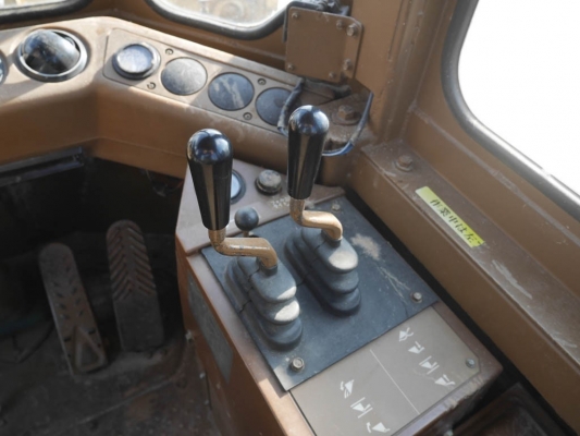 รถญี่ปุ่นเกรดA ขายถูก CAT 936F รถสวยมาก นำเข้าจากญี่ปุ่น โทร.090-986-2521 อ๊อบ