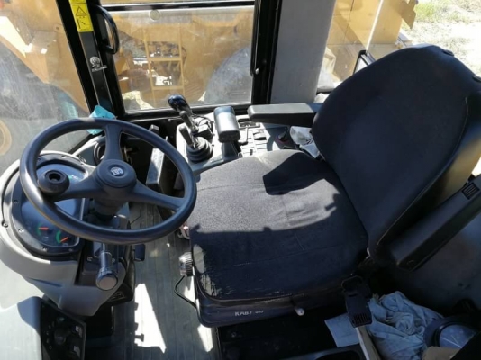 รถญี่ปุ่นเกรดA ขายถูก CAT 938G-2 รถสวยมาก นำเข้าจากญี่ปุ่น โทร.090-986-2521 อ๊อบ