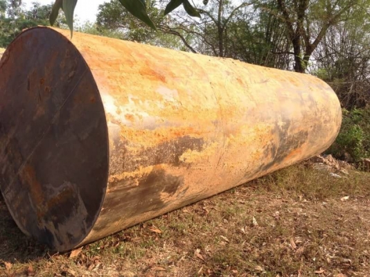 มี 7 ถัง ถังละ 68,000 บาท ถังน้ำมันขนาด 20,000 ลิตร  ยาว 6.2 เมตร สูง 2.1 เมตร  (เพิ่งเอาขึ้นมาจากพื้นดิน ปั้ม ปตท .สกลนคร)   สินค้า อยู่ จ.สกลนคร โทร 0610710295