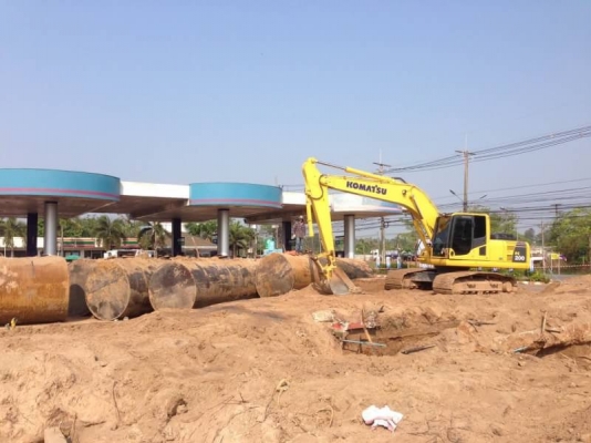 มี 7 ถัง ถังละ 68,000 บาท ถังน้ำมันขนาด 20,000 ลิตร  ยาว 6.2 เมตร สูง 2.1 เมตร  (เพิ่งเอาขึ้นมาจากพื้นดิน ปั้ม ปตท .สกลนคร)   สินค้า อยู่ จ.สกลนคร โทร 0610710295