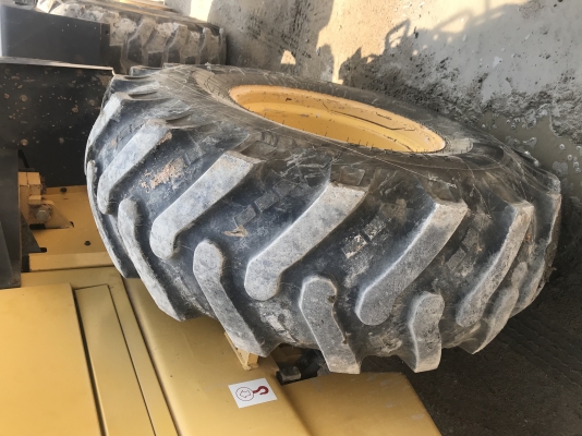 รถตักล้อยาง Komatsu Wa150-3 รถตักล้อยาง Komatsu Wa150-3