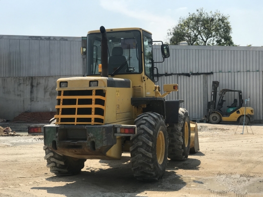 รถตักล้อยาง Komatsu Wa150-3 รถตักล้อยาง Komatsu Wa150-3