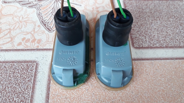 ไฟเลี้ยวแก้มสีชา VW Golf Passat Jetta แท้