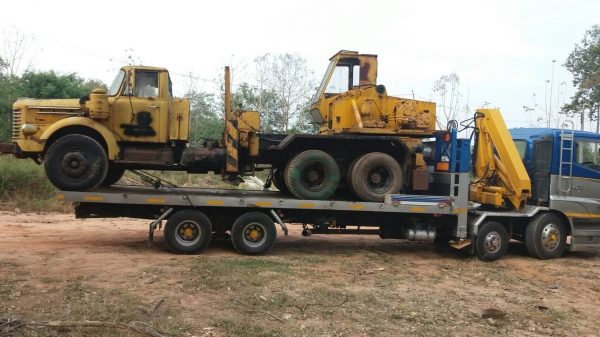 รับจ้างขน ยก ย้าย รถหกล้อ สิบล้อ แบ๊คโฮ เครื่องจักรอื่นๆ