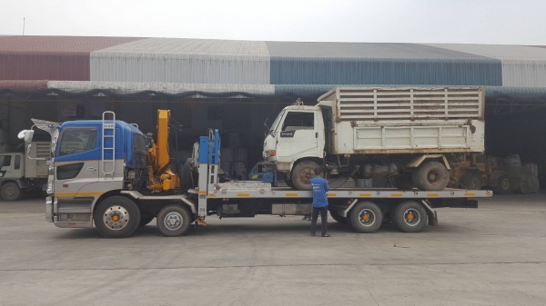 รับจ้างขน ยก ย้าย รถหกล้อ สิบล้อ แบ๊คโฮ เครื่องจักรอื่นๆ