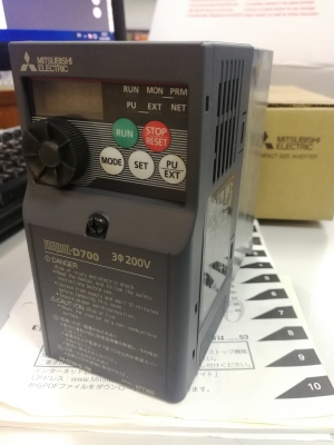 Inverter mitsubishi FR D720-0.75 k 3PH AC 200-240v