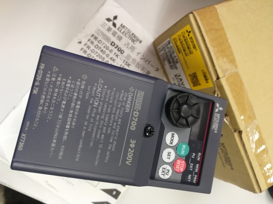Inverter mitsubishi FR D720-0.75 k 3PH AC 200-240v Inverter mitsubishi FR D720-0.75 k 3PH AC 200-240v