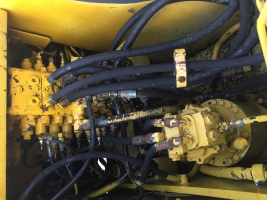 ขายคับรถแบคโฮKomatsu PC100-6ไฟฟ้าครบช่วงล่างเต็มเอกสารอินวอยเจ้าของขายเอง ขายคับรถแบคโฮKomatsu PC100-6ไฟฟ้าครบช่วงล่างเต็มเอกสารอินวอยเจ้าของขายเอง