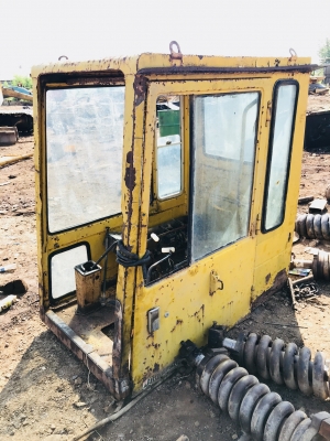 ขายหัวเก่ง komatsu pc120-3,200-3 ตามสภาพ