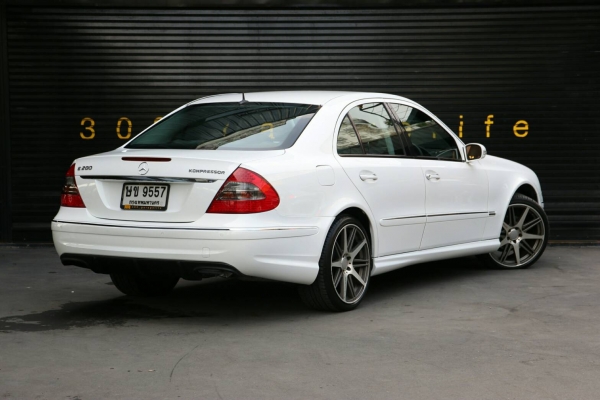 ขาย Benz E200 ปี 2003 พร้อมชุดแต่ง AMG E63