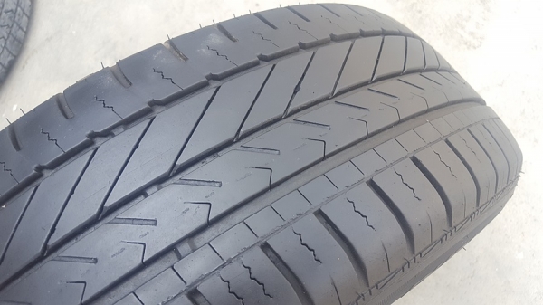 ขายยาง185/60/15 ปี 1917 GOODYEAR 4 ล้อ ขายยาง185/60/15 ปี 1917 GOODYEAR 4 ล้อ