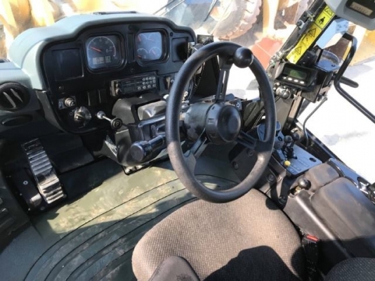 ขายรถตักล้อยาง CAT 950H ปี 2013 รถนอกนำเข้าเองจากญี่ปุ่น สภาพสวยพร้อมใช้งาน มีVDOการทำงานครับ