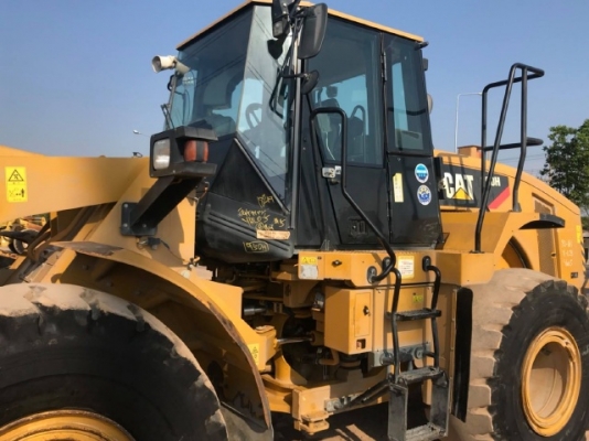 ขายรถตักล้อยาง CAT 950H ปี 2013 รถนอกนำเข้าเองจากญี่ปุ่น สภาพสวยพร้อมใช้งาน มีVDOการทำงานครับ