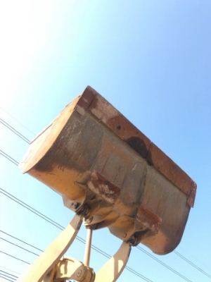 ขายรถตักล้อยาง CAT 950H ปี 2013 รถนอกนำเข้าเองจากญี่ปุ่น สภาพสวยพร้อมใช้งาน มีVDOการทำงานครับ