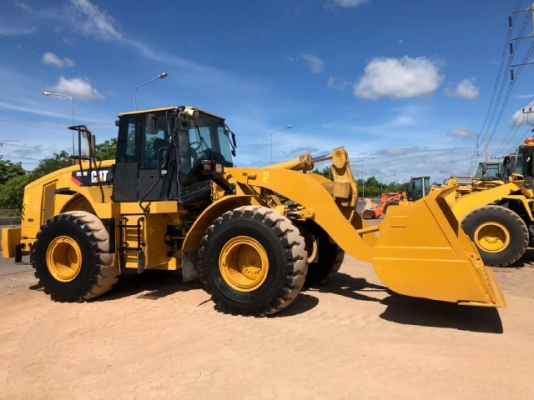 ขายรถตักล้อยาง CAT 950H ปี 2013 รถนอกนำเข้าเองจากญี่ปุ่น สภาพสวยพร้อมใช้งาน มีVDOการทำงานครับ