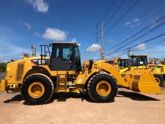 ขายรถตักล้อยาง CAT 950H ปี 2013 รถนอกนำเข้าเองจากญี่ปุ่น สภาพสวยพร้อมใช้งาน มีVDOการทำงานครับ