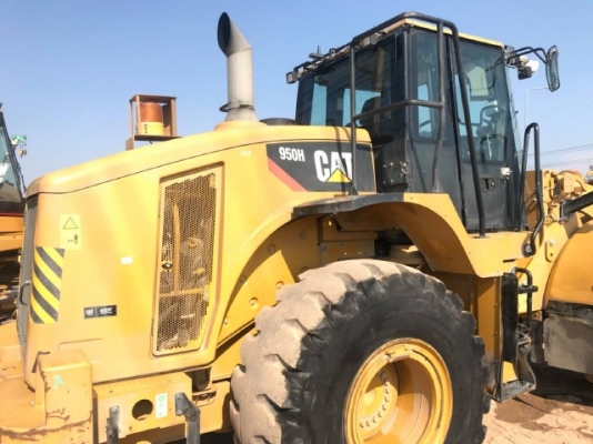 ขายรถตักล้อยาง CAT 950H ปี 2013 รถนอกนำเข้าเองจากญี่ปุ่น สภาพสวยพร้อมใช้งาน มีVDOการทำงานครับ