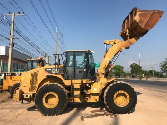 ขายรถตักล้อยาง CAT 950H ปี 2013 รถนอกนำเข้าเองจากญี่ปุ่น สภาพสวยพร้อมใช้งาน มีVDOการทำงานครับ