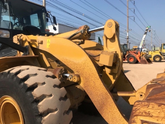 ขายรถตักล้อยาง CAT 950H ปี 2013 รถนอกนำเข้าเองจากญี่ปุ่น สภาพสวยพร้อมใช้งาน มีVDOการทำงานครับ