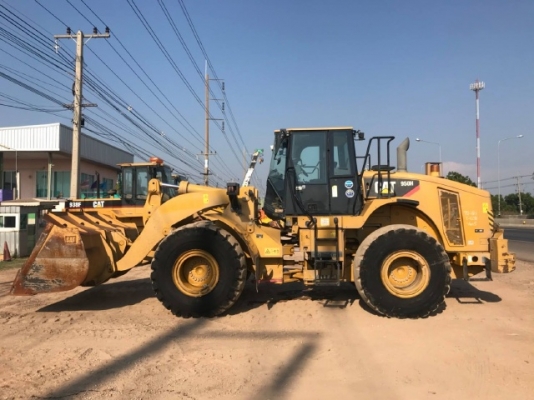 ขายรถตักล้อยาง CAT 950H ปี 2013 รถนอกนำเข้าเองจากญี่ปุ่น สภาพสวยพร้อมใช้งาน มีVDOการทำงานครับ
