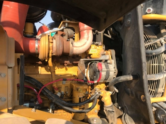 ขายรถตักล้อยาง CAT 950H ปี 2013 รถนอกนำเข้าเองจากญี่ปุ่น สภาพสวยพร้อมใช้งาน มีVDOการทำงานครับ