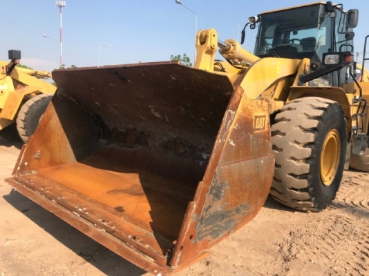 ขายรถตักล้อยาง CAT 950H ปี 2013 รถนอกนำเข้าเองจากญี่ปุ่น สภาพสวยพร้อมใช้งาน มีVDOการทำงานครับ