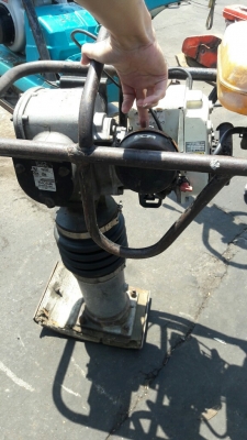 ขายเครื่องตบดินจิงโจ้แบบกระโดด Tacom robin ec08 เก่าญี่ปุ่น