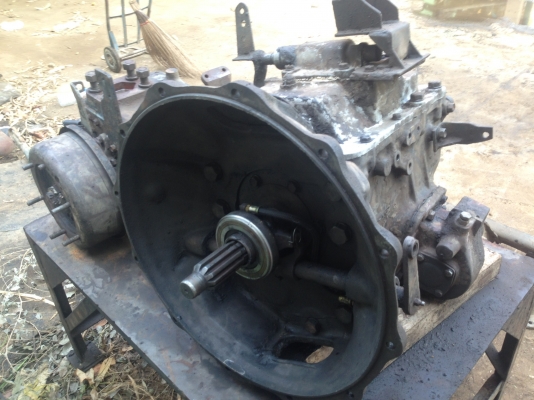 ขายสโลฮีน่สโลเหลียมพร้อมเกียร์และเพลากลาง2ดุนพ้อมแท่นสโลครบชุดใส่ได้เลยสภาพกิ๊ฟ