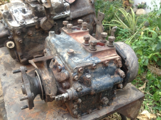 ขายสโลฮีน่สโลเหลียมพร้อมเกียร์และเพลากลาง2ดุนพ้อมแท่นสโลครบชุดใส่ได้เลยสภาพกิ๊ฟ