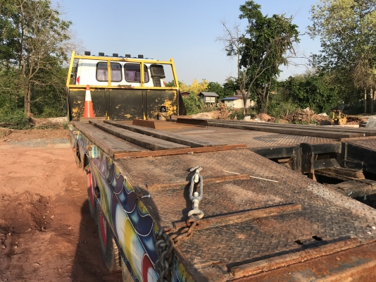 รถเกี่ยว พร้อมเทรนเลอร์