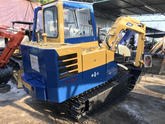 Komatsu pc40 สภาพดีเก่าญี่ปุ่น มีใบอินวอยไม่เคยใช้ในไทย Komatsu pc40 สภาพดีเก่าญี่ปุ่น มีใบอินวอยไม่เคยใช้ในไทย