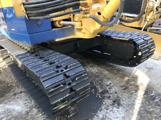 Komatsu pc40 สภาพดีเก่าญี่ปุ่น มีใบอินวอยไม่เคยใช้ในไทย Komatsu pc40 สภาพดีเก่าญี่ปุ่น มีใบอินวอยไม่เคยใช้ในไทย