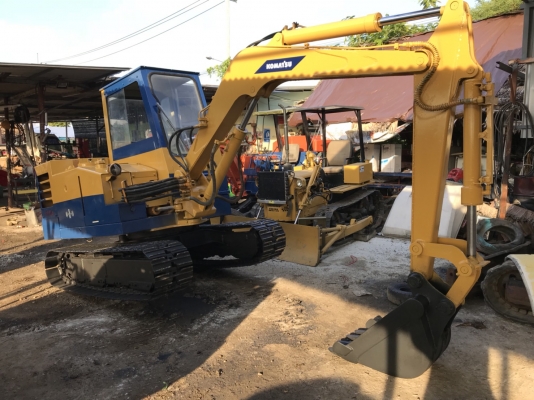 Komatsu pc40 สภาพดีเก่าญี่ปุ่น มีใบอินวอยไม่เคยใช้ในไทย