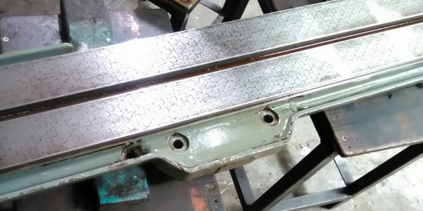 **ขายถูกๆ เครื่องเจียร์อเนกประสงค์(เก่านอก-แห้งๆญี่ปุ่น)** MAKINO C-40(1994) Universal Tools&amp;Cutter Grinder  ทดสอบเรียบร้อยแล้ว อุปกรณ์ครบ แน่นๆ นิ่งๆเงียบๆพร้อมใช้งานครับ