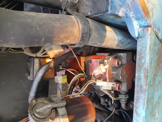 ขายคูโบต้า. Rx015.   ปั้มนิ้วคอลโทลน้ำมัน