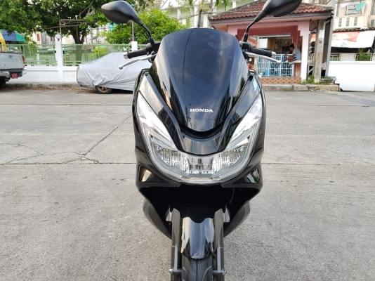Pcx 150i Led สีดำสีสดมาก มือเดียว ไม่มีรอยล้มชน เอกสารพร้อมโอน Pcx 150i Led สีดำสีสดมาก มือเดียว ไม่มีรอยล้มชน เอกสารพร้อมโอน