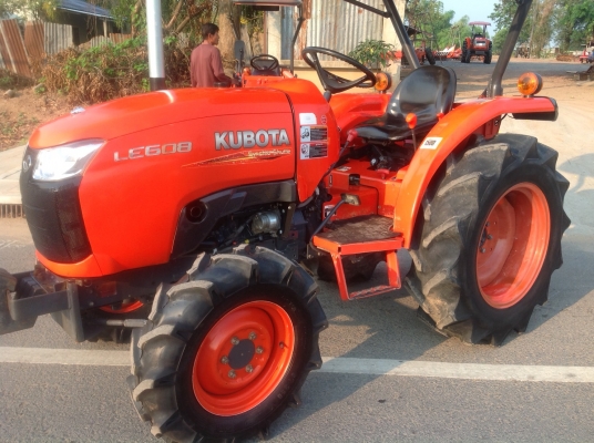 ขาย L3608DT 4WD พร้อมผานหลัง รถสวยมาก มาชมก่อนครับ