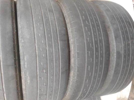 ยาง 205-65-15 ปี16 Bridgestone( ซื้อ 2 เส้น แถม 2 เส้น) ยาง 205-65-15 ปี16 Bridgestone( ซื้อ 2 เส้น แถม 2 เส้น)
